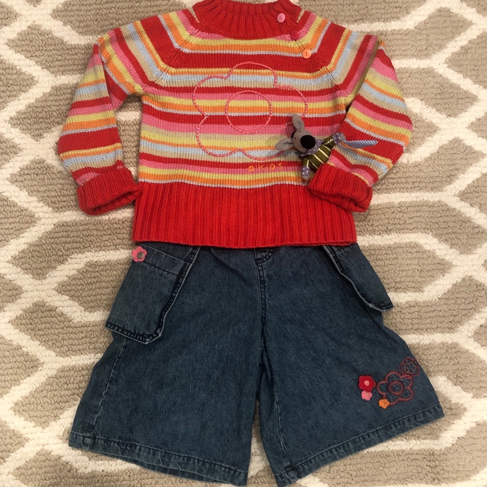 French!! Embroidered stripe sweater & denim outfit